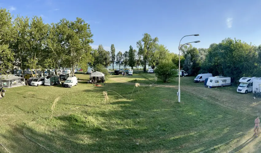 Sir�ly Hotel Balatonlelle