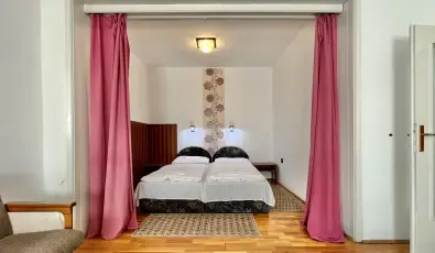 Sir�ly Hotel Balatonlelle