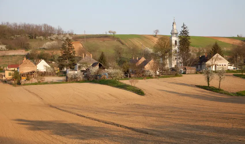 Somogy Kertje dlfalu s tterem Bonnya