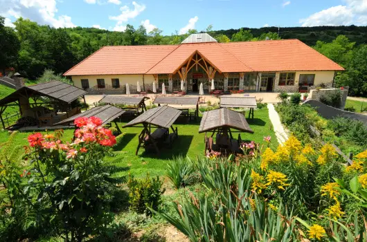 Somogy Kertje dlfalu s tterem, Bonnya, Balatonfred - 32 km