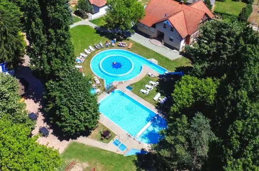Wellness Hotel Szindb�d, Balatonszemes, Balatonf�red - 16 km