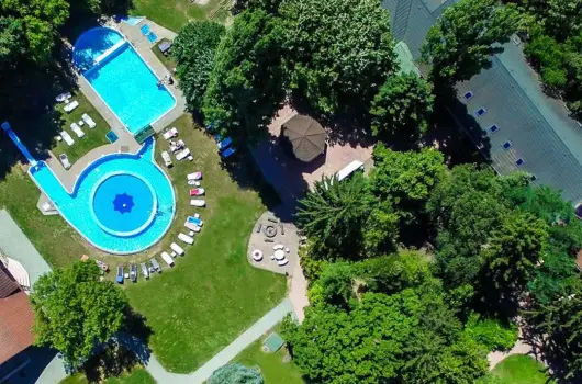 Wellness Hotel Szindb�d, Balatonszemes, Balatonf�red - 16 km