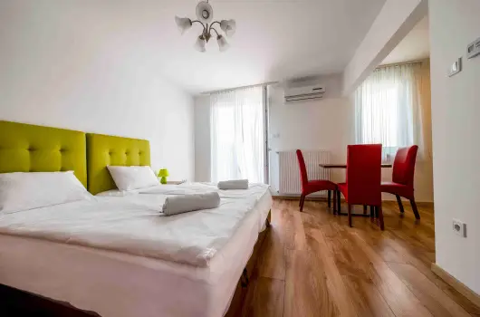 Veritas Apartmanhz, Zamrdi, Balatonfred - 7 km