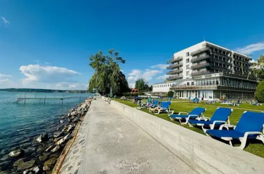 Vil�gos Hotel, Balatonvil�gos, Balatonf�red - 24 km