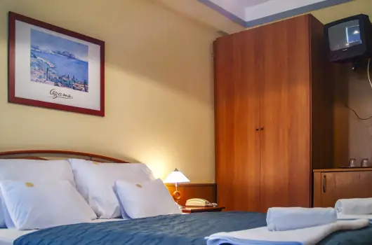 Vil�gos Hotel, Balatonvil�gos, Balatonf�red - 24 km