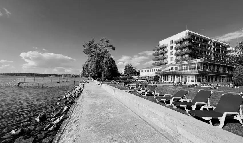 Vil�gos Hotel Balatonvil�gos