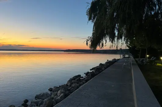 Vil�gos Hotel, Balatonvil�gos, Balatonf�red - 24 km